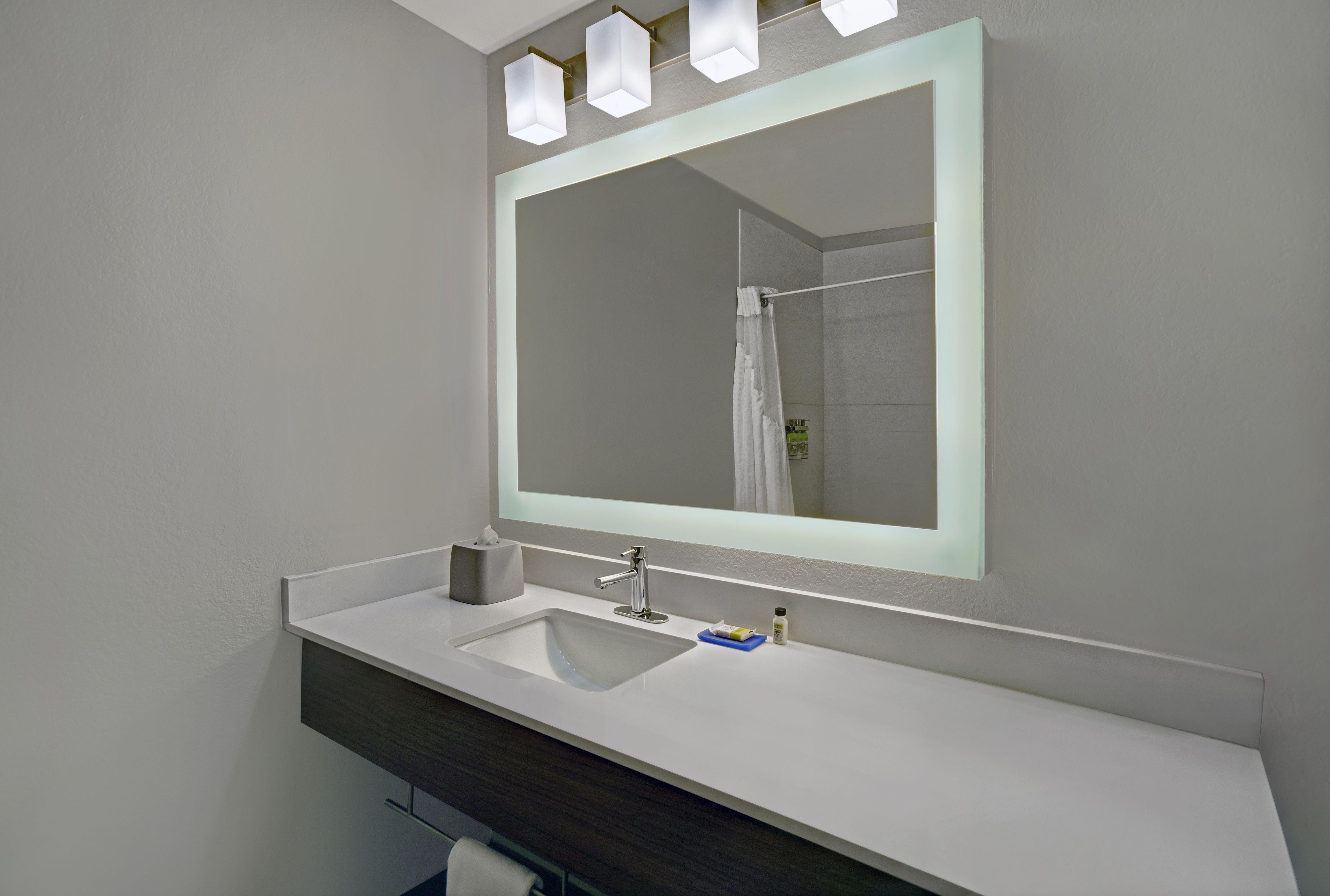 Holiday Inn Express Adrian By Ihg Екстер'єр фото