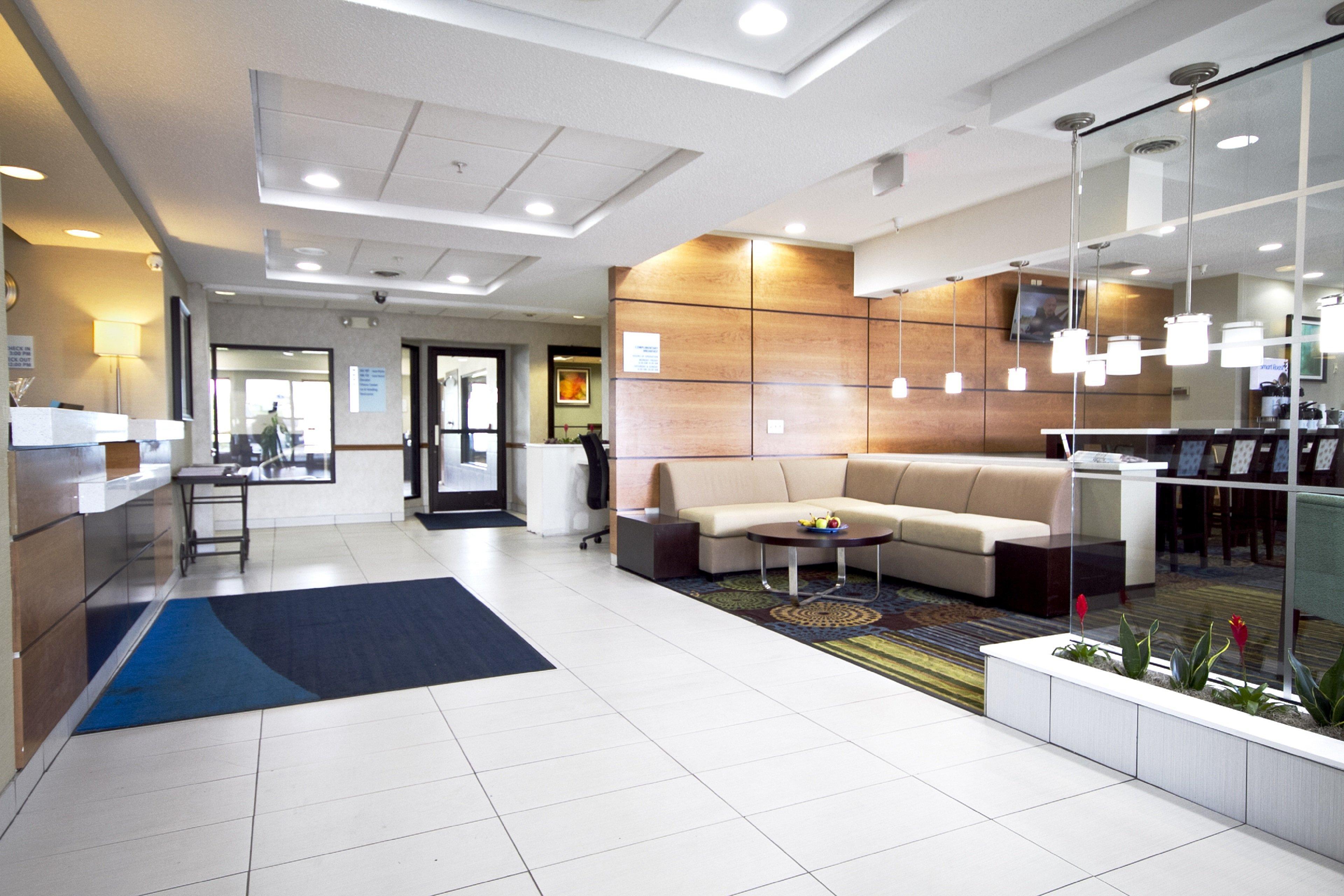 Holiday Inn Express Adrian By Ihg Екстер'єр фото