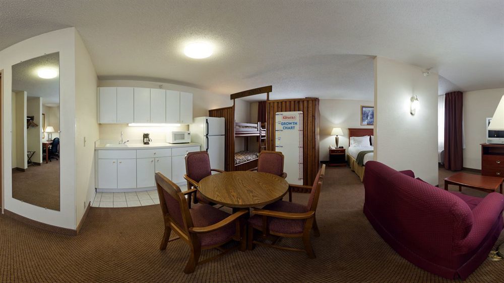 Holiday Inn Express Adrian By Ihg Екстер'єр фото